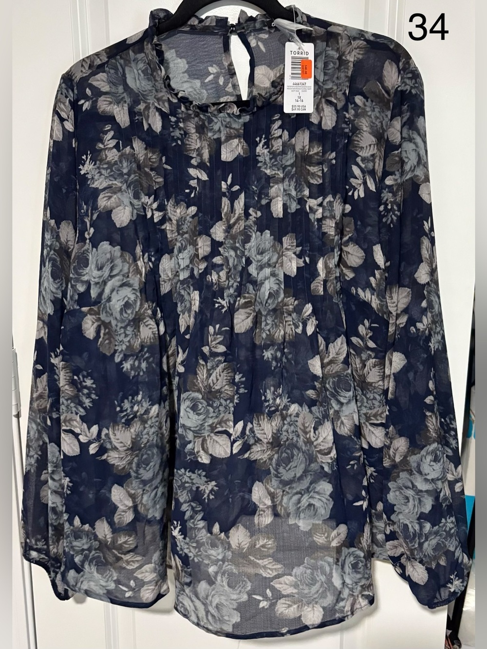 NWT Torrid 1X Chiffon Pintuck Blouse Mountain Roses Floral Navy Long Sleeve